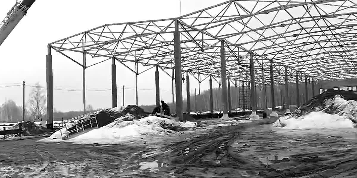Crane Hoisting Steel Truss